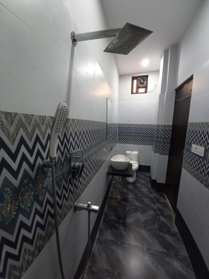 Hotel Banke Bihari Haridwar Bagian luar foto