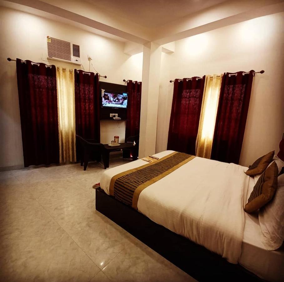 Hotel Banke Bihari Haridwar Bagian luar foto